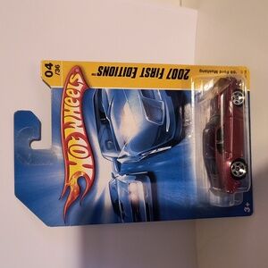 B23 Hot Wheels 69 ford mustang  with shipping protector